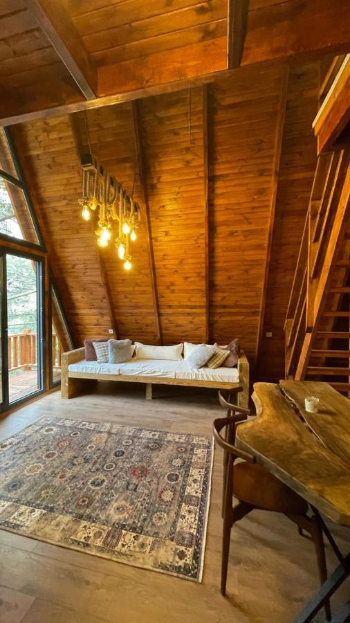 Panurlawoodenhouse Oezel Havuz& Sauna Mavi Eksteriør bilde